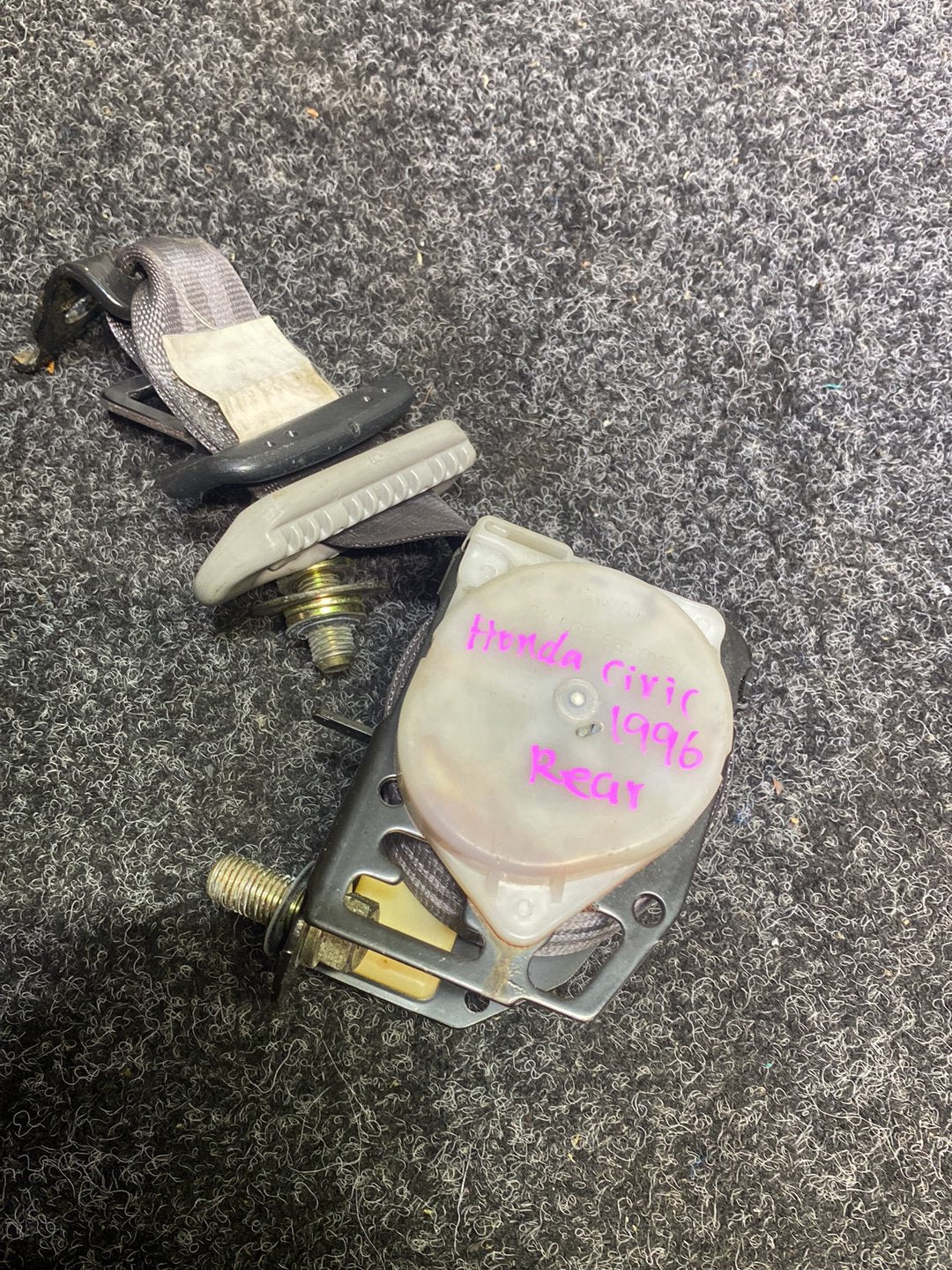 1996 Honda Civic - Left Rear Seat Belt PN: Model No TK-AB0-J807