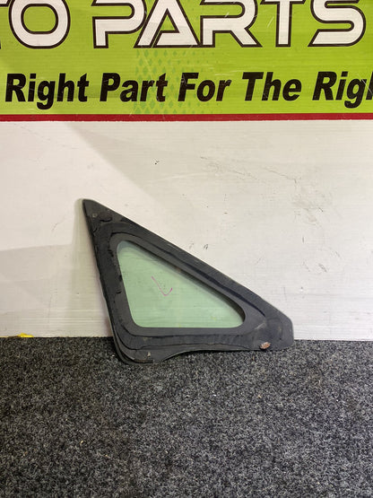 2008 Honda Airwave GJ1 - Left Front Quarter Door Glass PN: Tint Number M2H3