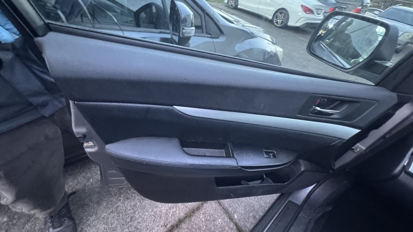 2011 Subaru Outback 2.5i Premium  Dismantling For Parts