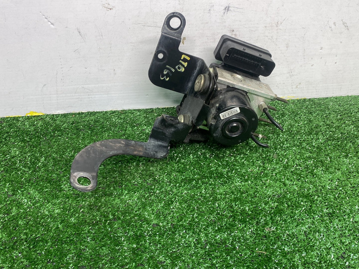 2007 Mazda Verisa - ABS Pump PN: See photos