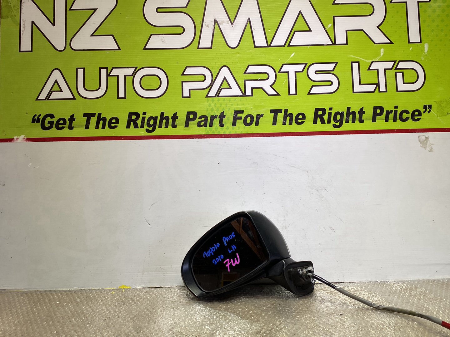 2011  Used Toyota Prius- Left Door Mirror PN: 7 wires