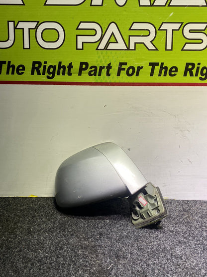 2007 Holden Captiva - Right Door Mirror PN: 5 wires
