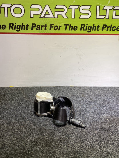 2010 Holden Commodore - Right Front Seat Belt PN: 92 172 278