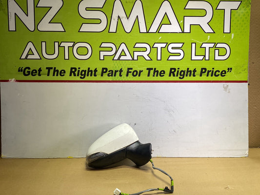 2012 Toyota Corolla- Right Door Mirror PN: 7 wires