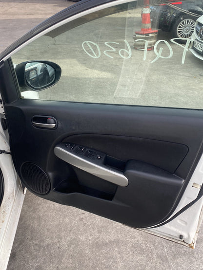 2011 Mazda Demio DEJFS  Dismantling For Parts