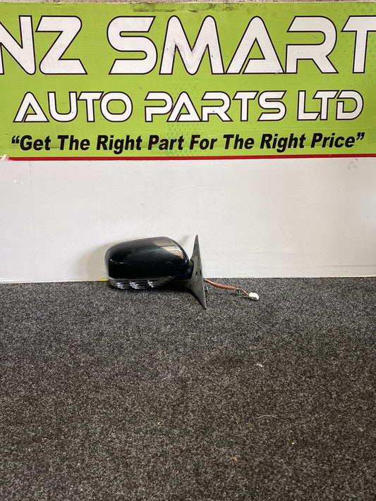 Subaru Legacy - Right Door Mirror PN: vc02-015