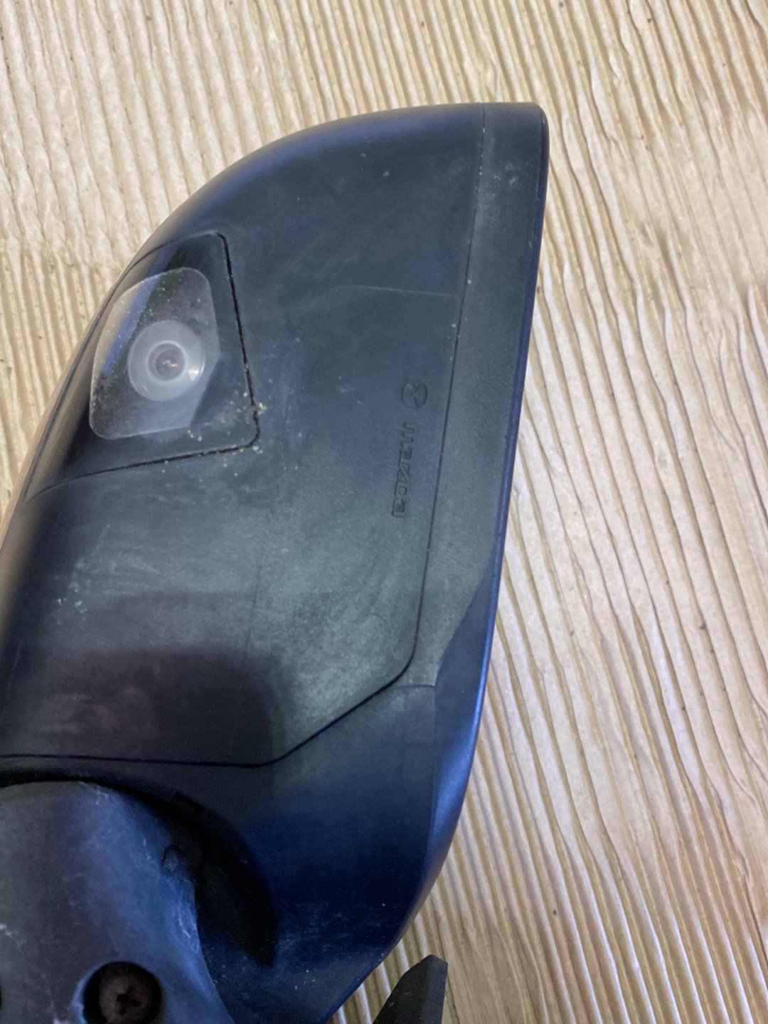 2007 Mazda MPV- Left Door Mirror PN: 2 plugs and 11 wires