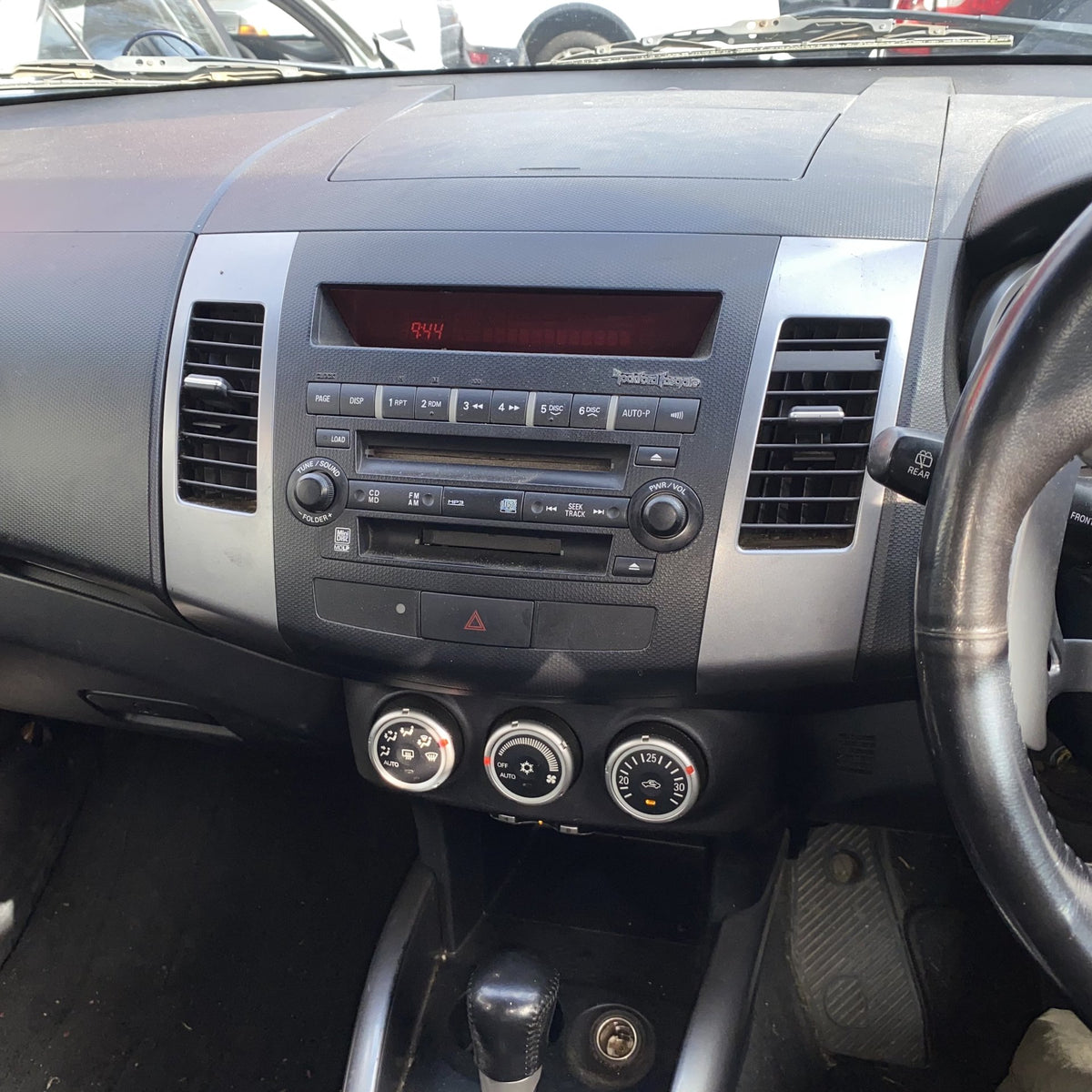 2005 Mitsubishi Outlander CW5W Dismantling For Parts