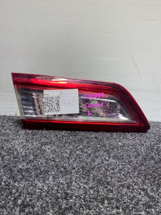 2014 Used Toyota Camry - Left Boot Light PN: 06-200