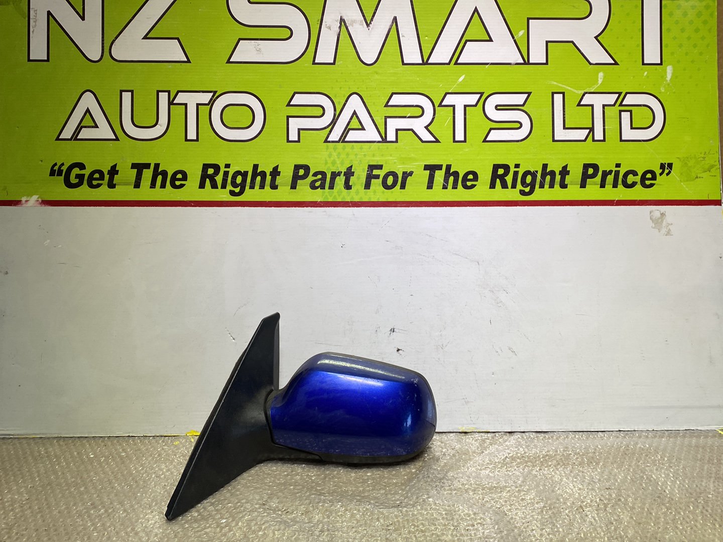 2006 Mazda Axela- Left Door Mirror PN: 5 pins