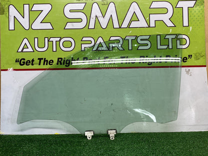 2010 Nissan March - Left Front Door Glass PN: M2E2