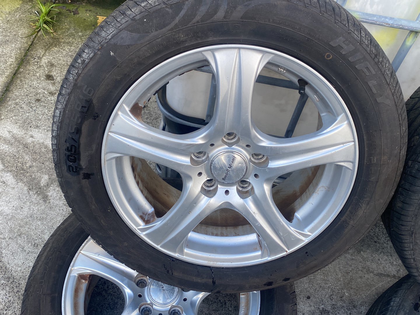 - Mag Wheel Set PN: schnitzer 5x115 Stud Pattern