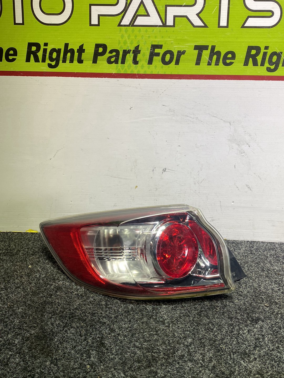 2010 Mazda Axela- Left Taillight PN: