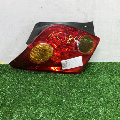2004 Toyota Ist - Left Taillight PN: KOITO 52-058