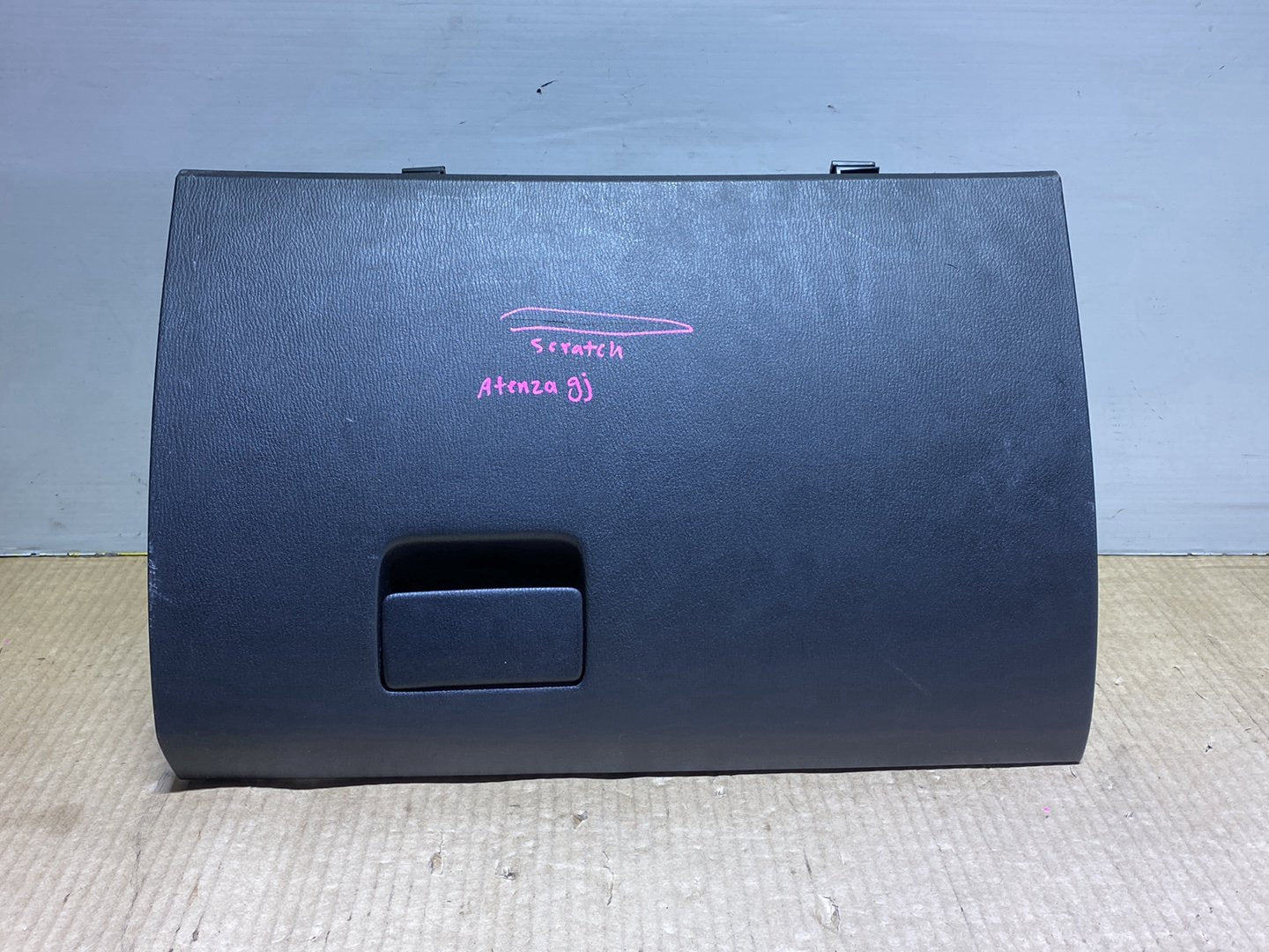 2015 Mazda Atenza GJ2FW - Glove Box
