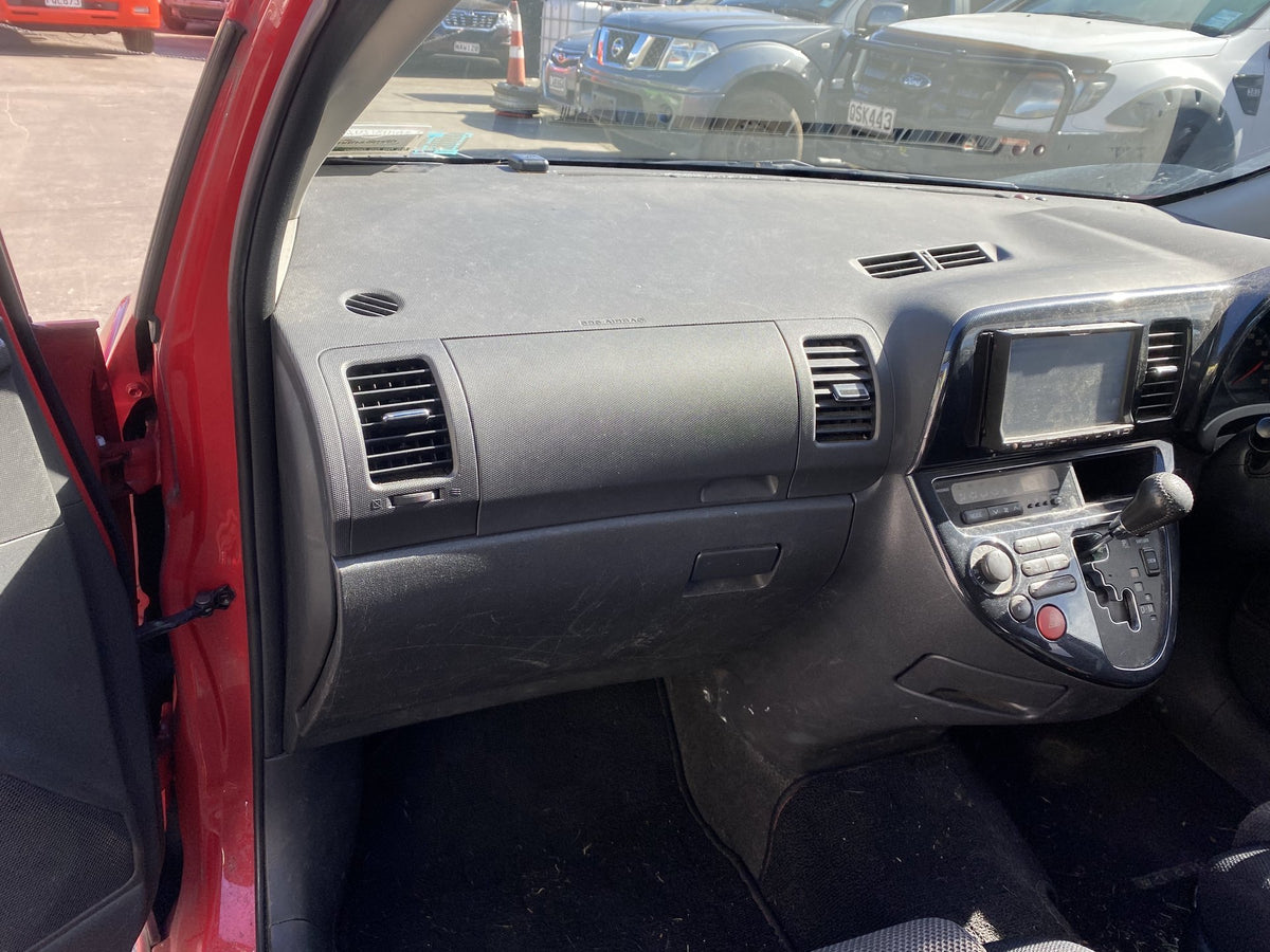 2003 Toyota Wish ANE11 Dismantling For Parts