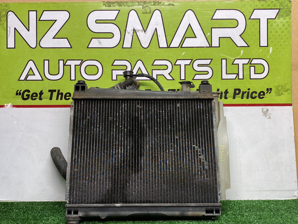 2005 Used Toyota Ist NCP60 - Radiator Fan PN: 1640021090