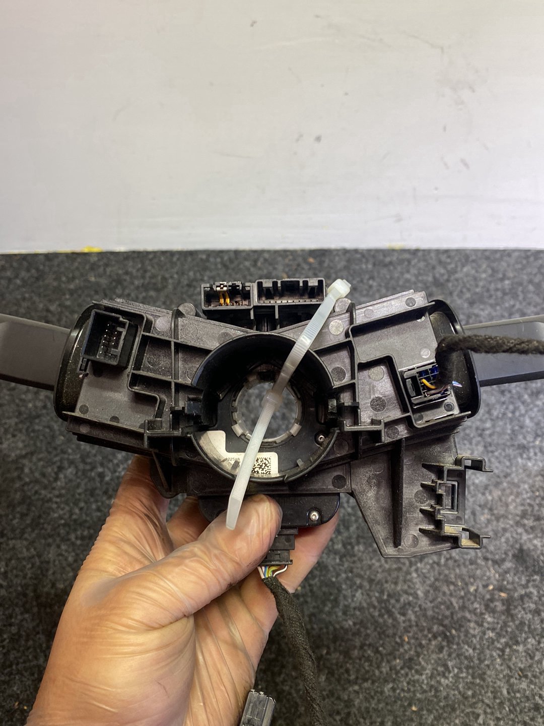 2014 Holden Colorado - Combination Switch PN: see photos