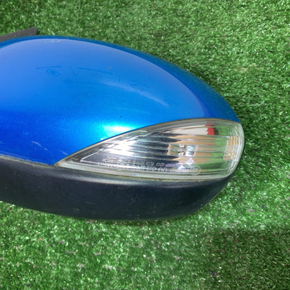 2012 Mazda Axela - Left Door Mirror PN: 7 wires