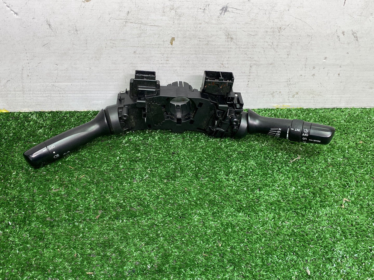 2013 Used Toyota Aqua NHP10 - Combination Switch PN: See photos