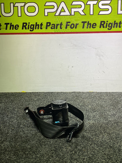 2012 Hyundai i45 - Left Rear Seat Belt