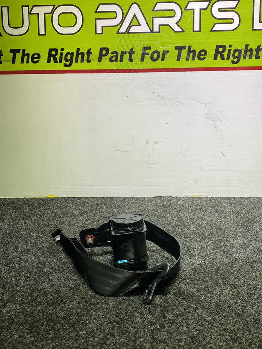 2012 Hyundai i45 - Left Rear Seat Belt