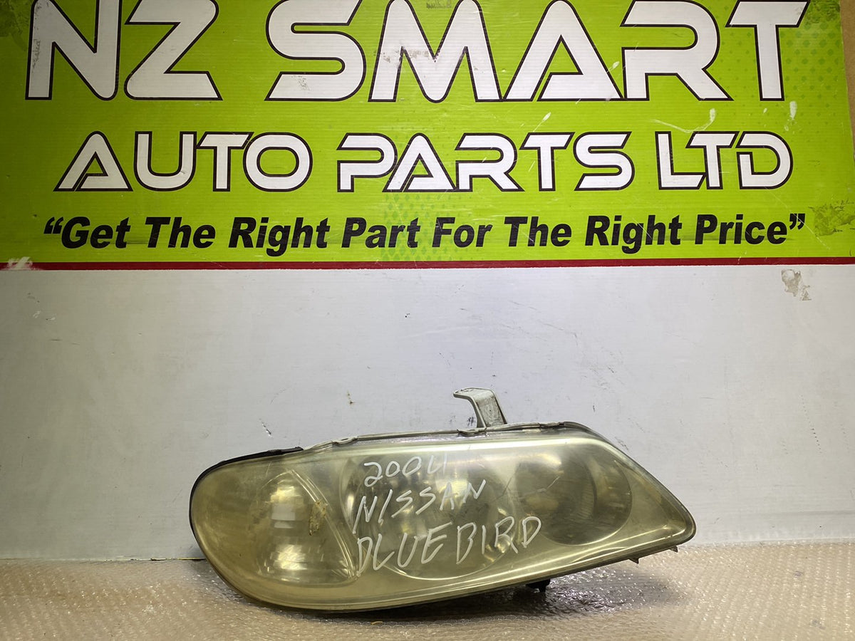 2004 Nissan Bluebird - Right Headlight PN: Manual Adjust/ Non Hid/ ICHIKOH 1723