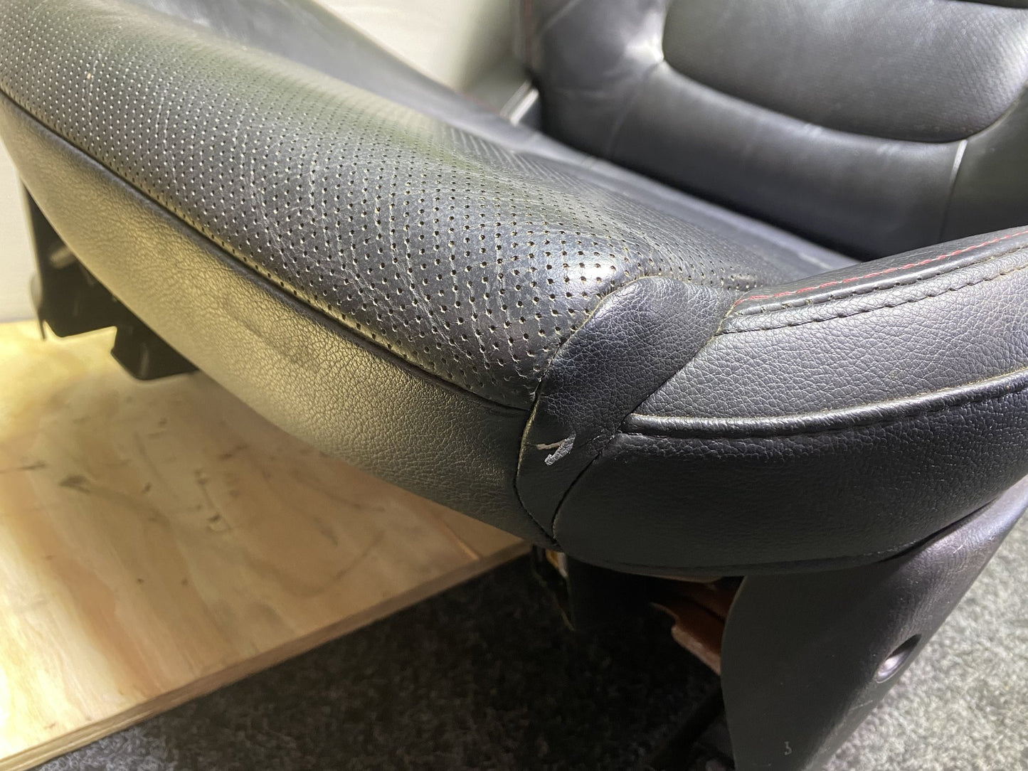 2013 Mazda CX-5 KE2AW - Right Front Seat