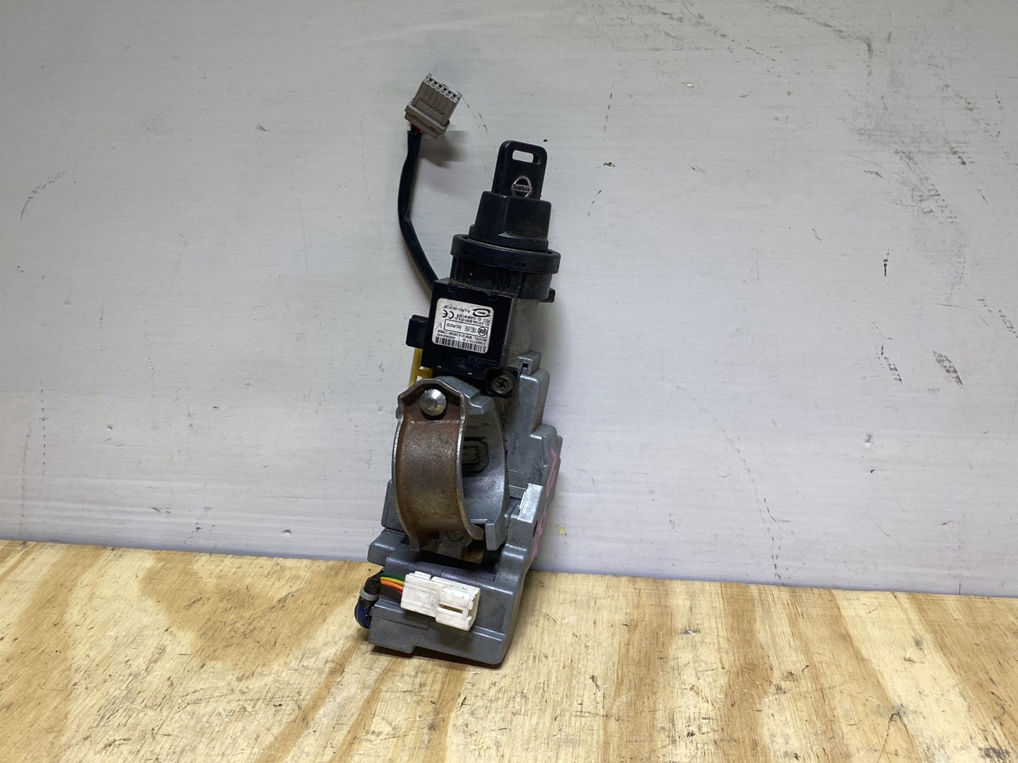 2010 Nissan Tiida - Ignition With Key PN: AS-73