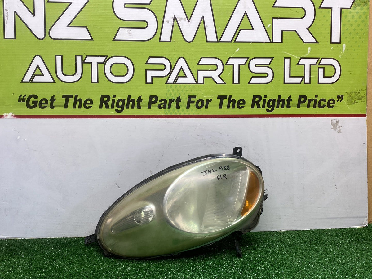 2010 Nissan March - Right Headlight PN: 26010CT40A