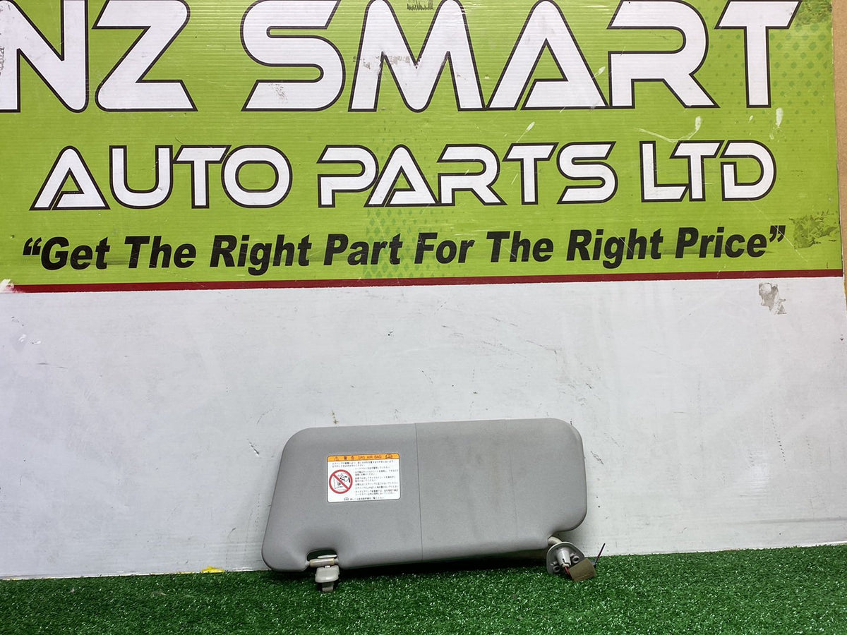 2007 Mazda Verisa - Right Sun Visor PN: D46169270A77
