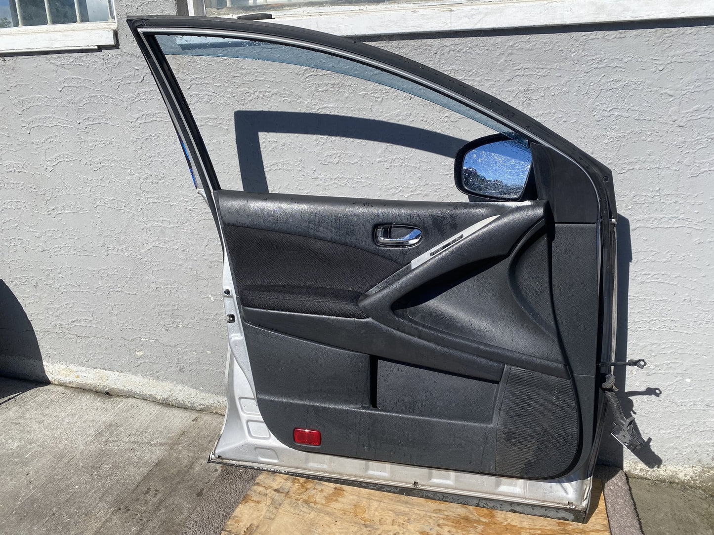 2010 Nissan Murano - Left Front Door Shell