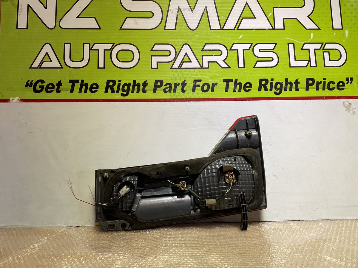 2005 Used Toyota Alphard- Left Taillight PN: 8159158030
