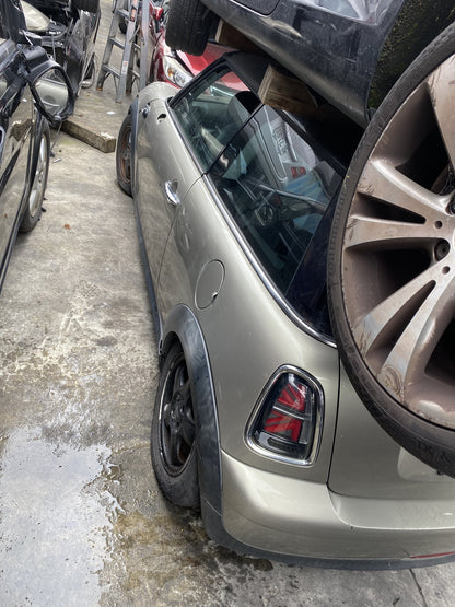 2007 MINI Cooper - Dismantling For Parts