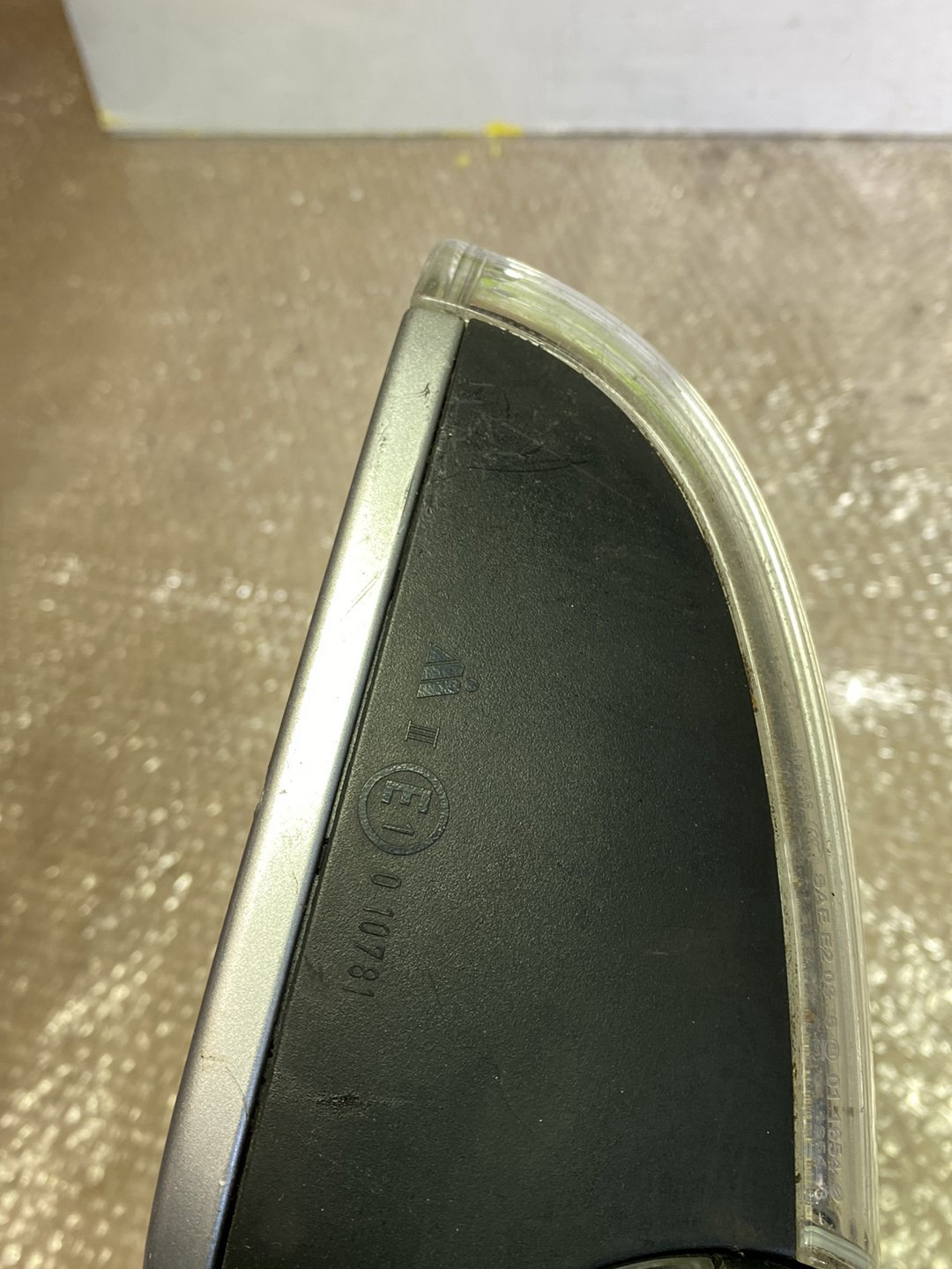 2007 Volkswagen Golf- Right Door Mirror PN: 10 wires