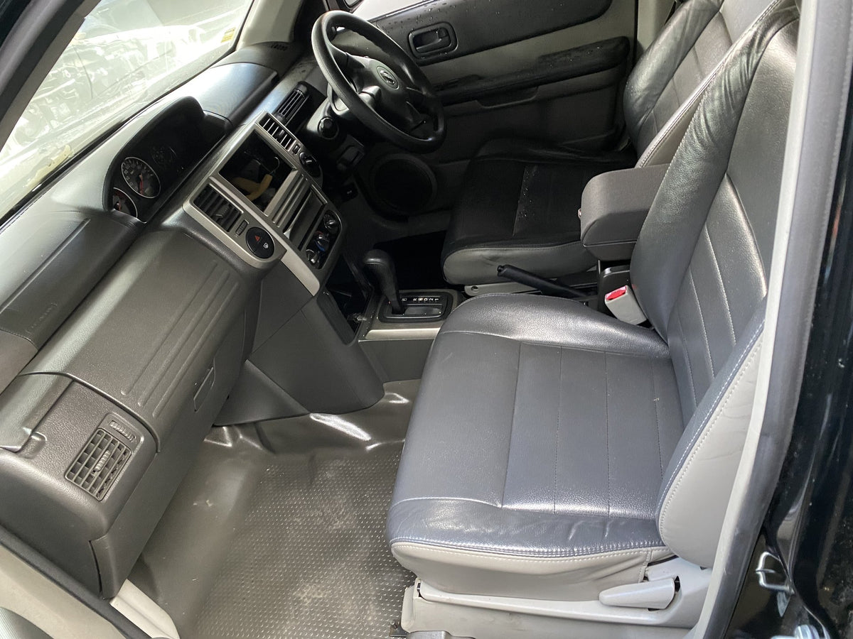 2006 Nissan X-Trail NT30 Dismantling For Parts