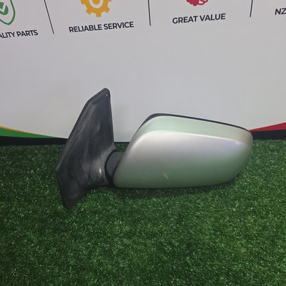 2006 Toyota RunX - Left Door Mirror PN: 7 wires