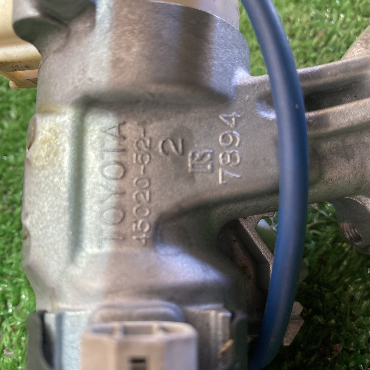 2004 Used Toyota Ist - Ignition Switch Key PN: 45020-52-1