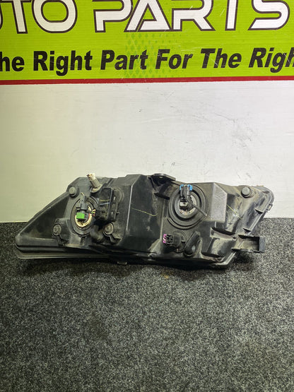2010 Dodge Journey - Right Headlight