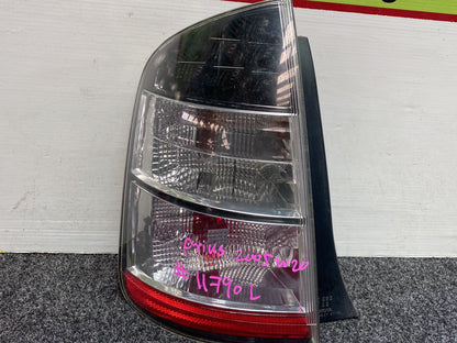 2005 Used Toyota Prius NHW20 - Left Taillight PN: STANLEY 47-13
