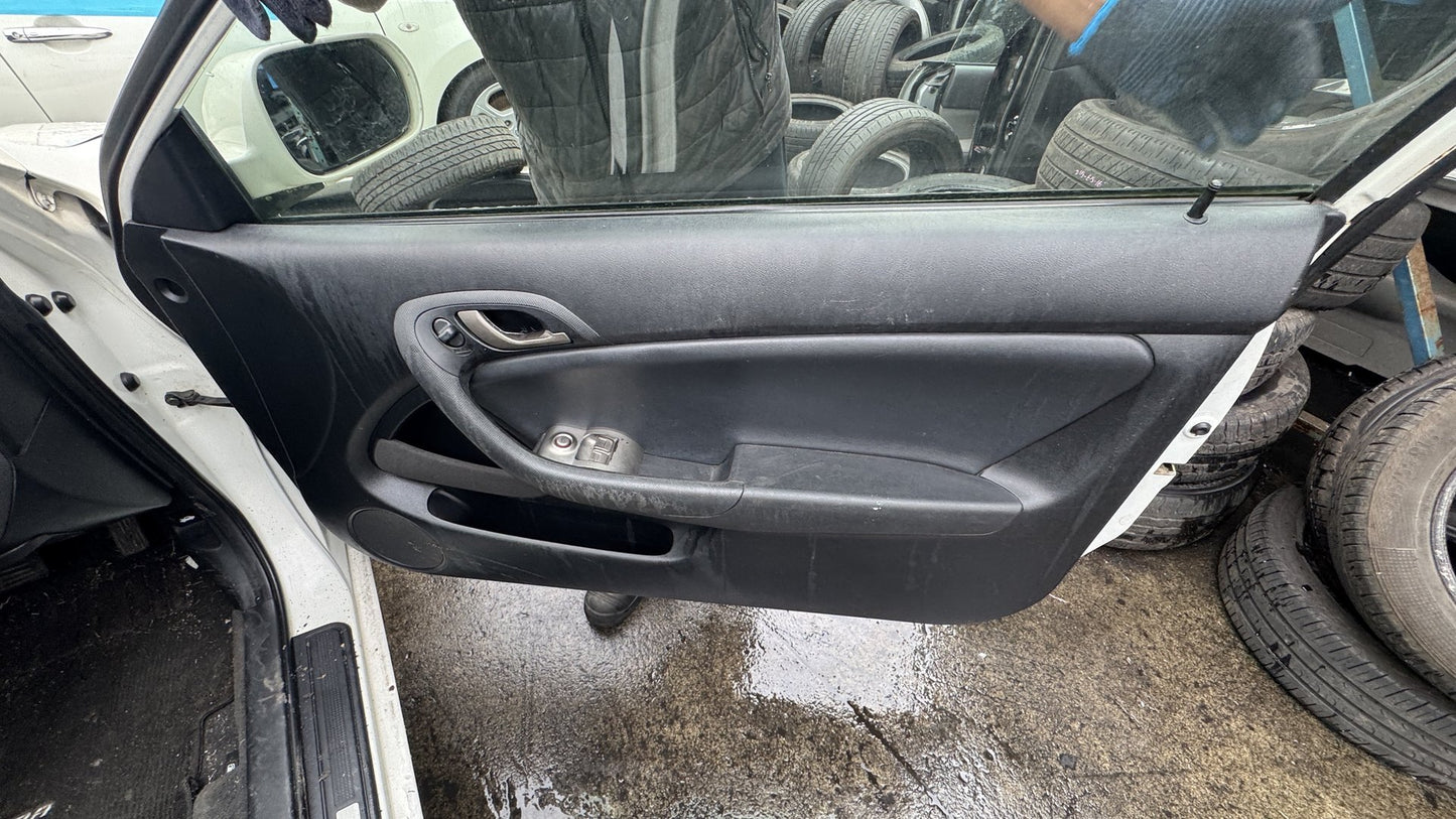 2003 Honda Integra DC5  Dismantling For Parts