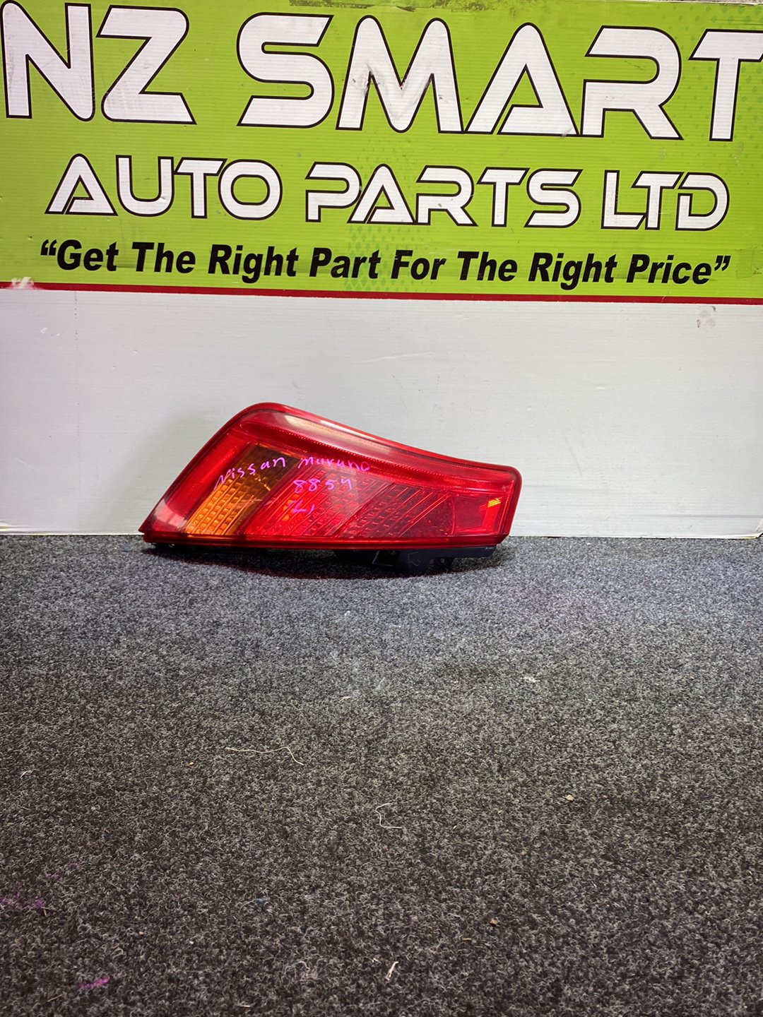 2004 Nissan Murano - Left Taillight PN: KOITO 220-63779/ 26555CB025