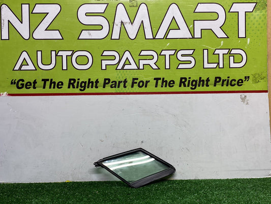 2013 Nissan Lafesta CWFFWN - Right Front Quarter Door Glass PN: M408
