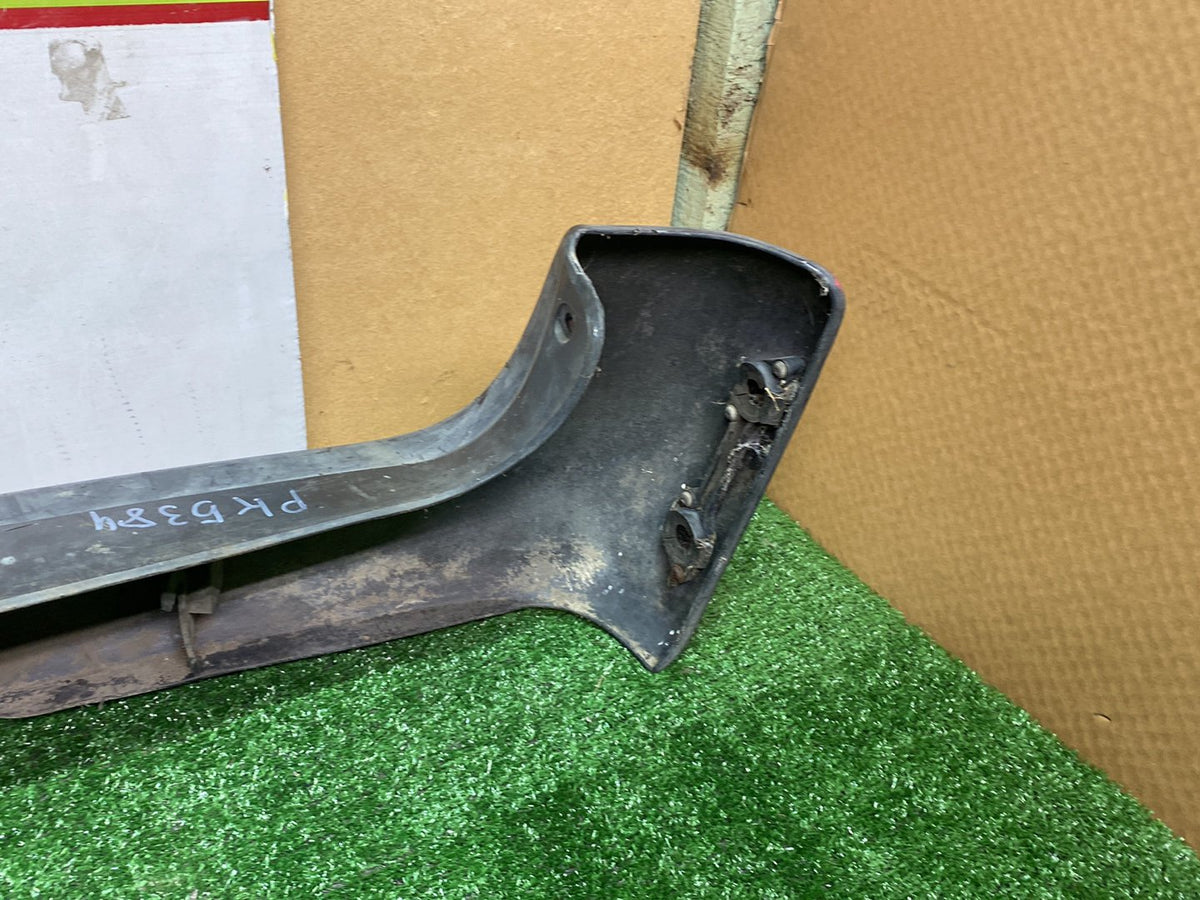 1990 Used Toyota Hiace RZH102-8000415 - Rear Bumper PN: 5215995J23