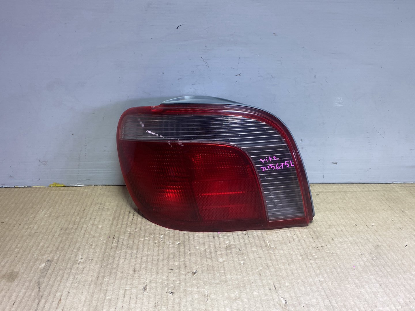 2001 Toyota Vitz NCP10 - Left Taillight PN: Koito 52-004