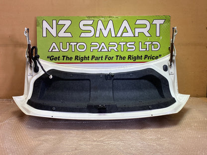 2005 Nissan Teana - Bootlid/Tailgate PN: H43009Y0MB