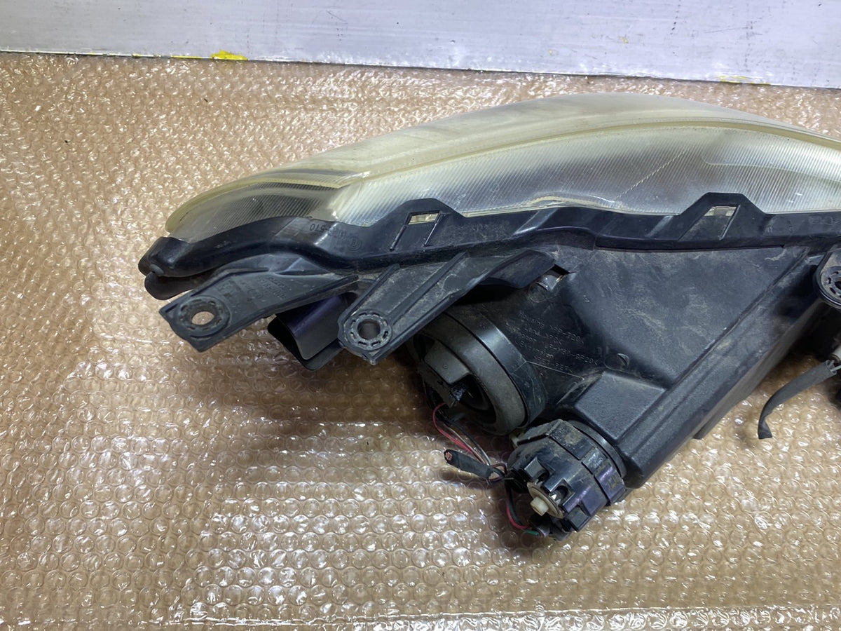 2009 Suzuki SX4 - Left Headlight PN: see photos