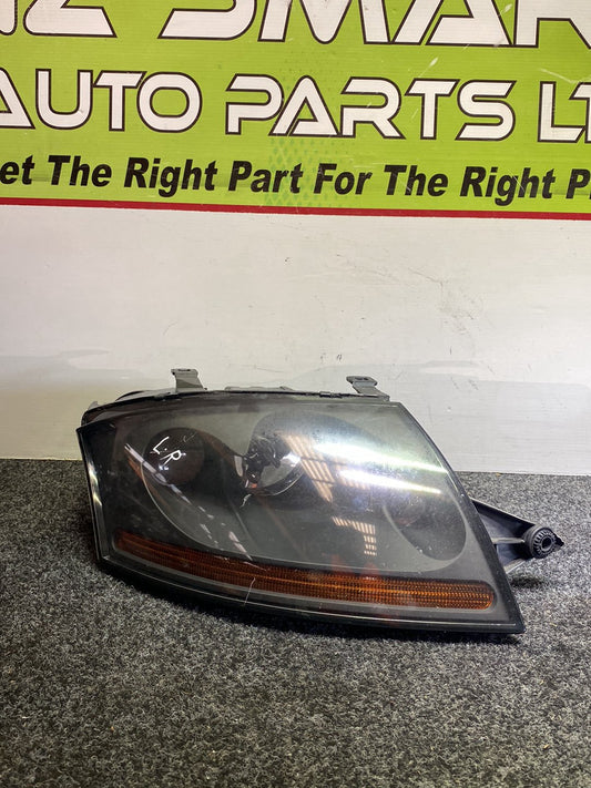 2005 Audi TT - Right Headlight PN: 8 N0 941 004BH