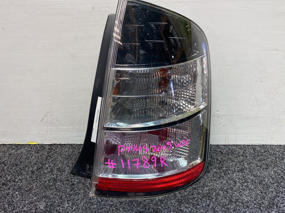 2005 Used Toyota Prius NHW20 - Right Taillight PN: STANLEY 4713