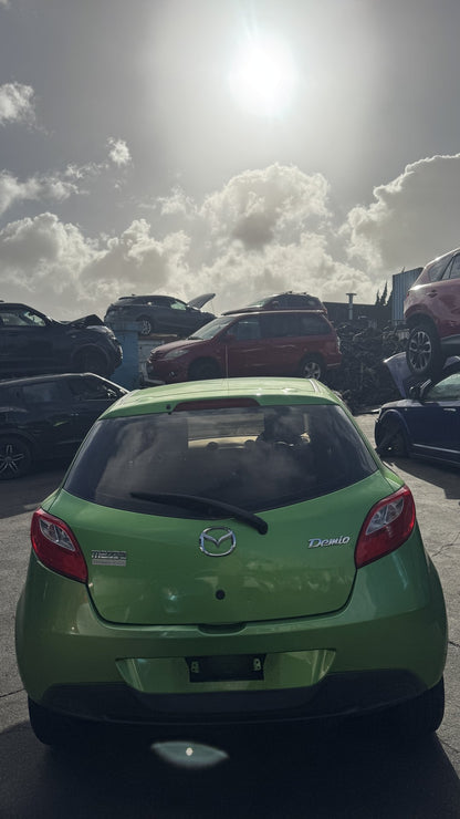 2010 Mazda Demio DE3FS  Dismantling For Parts
